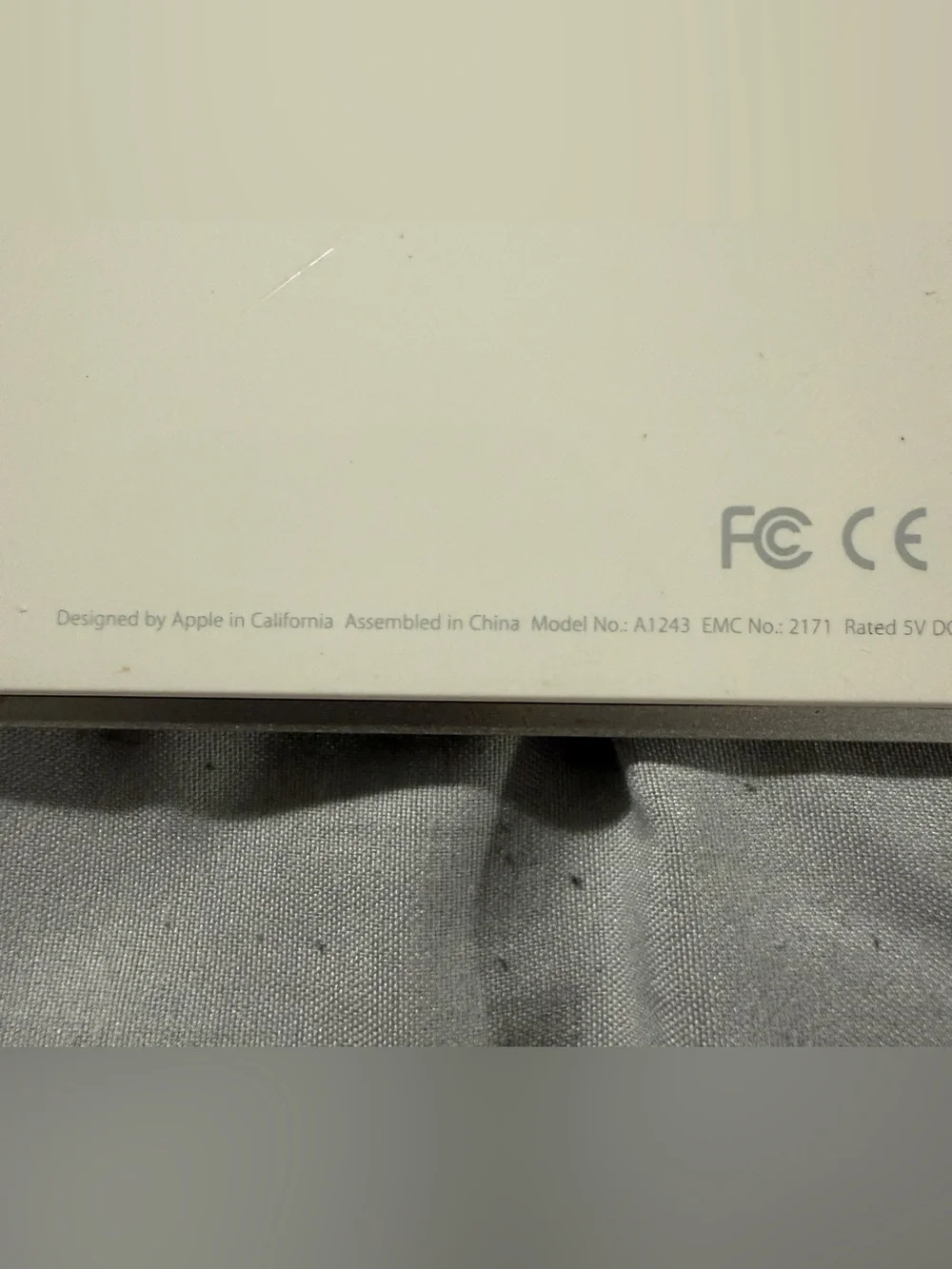Genuine Apple Keyboard Wired A1243 White Slim Keyboard W/ Numeric Keypad TESTED